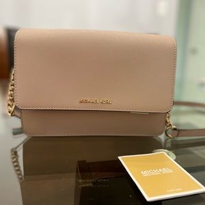 Michael Kors large crossbody Soft Pink